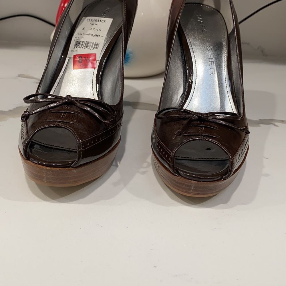 Marc Fisher Vica Oxford Style Pumps - Picture 3 of 11